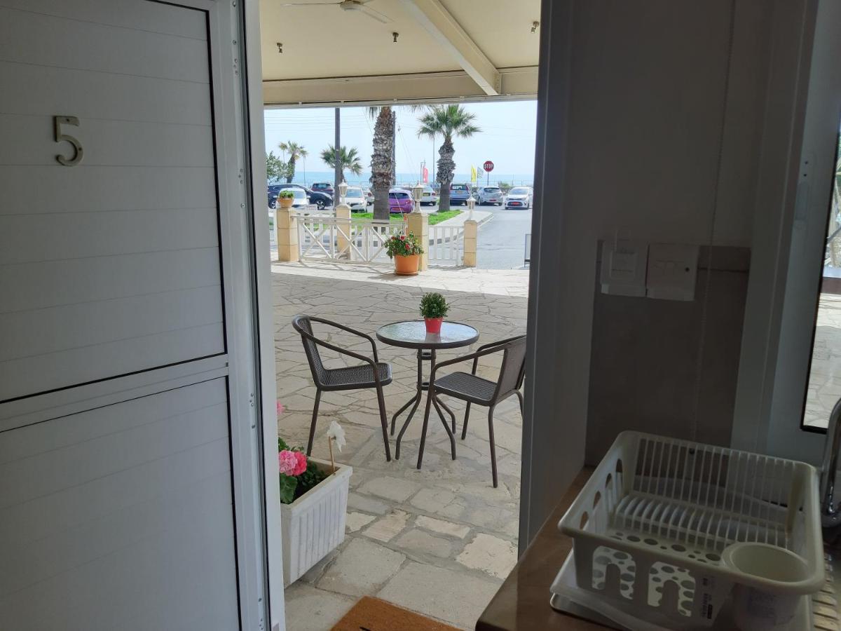 Appartamento Zorbas Sea View No 5 Larnaca Esterno foto